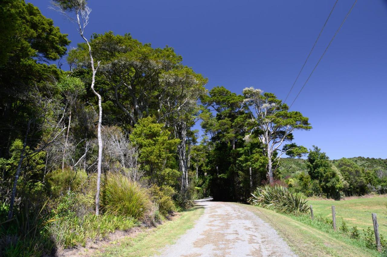 The Hen House Vila Kaipara Flats Exterior foto
